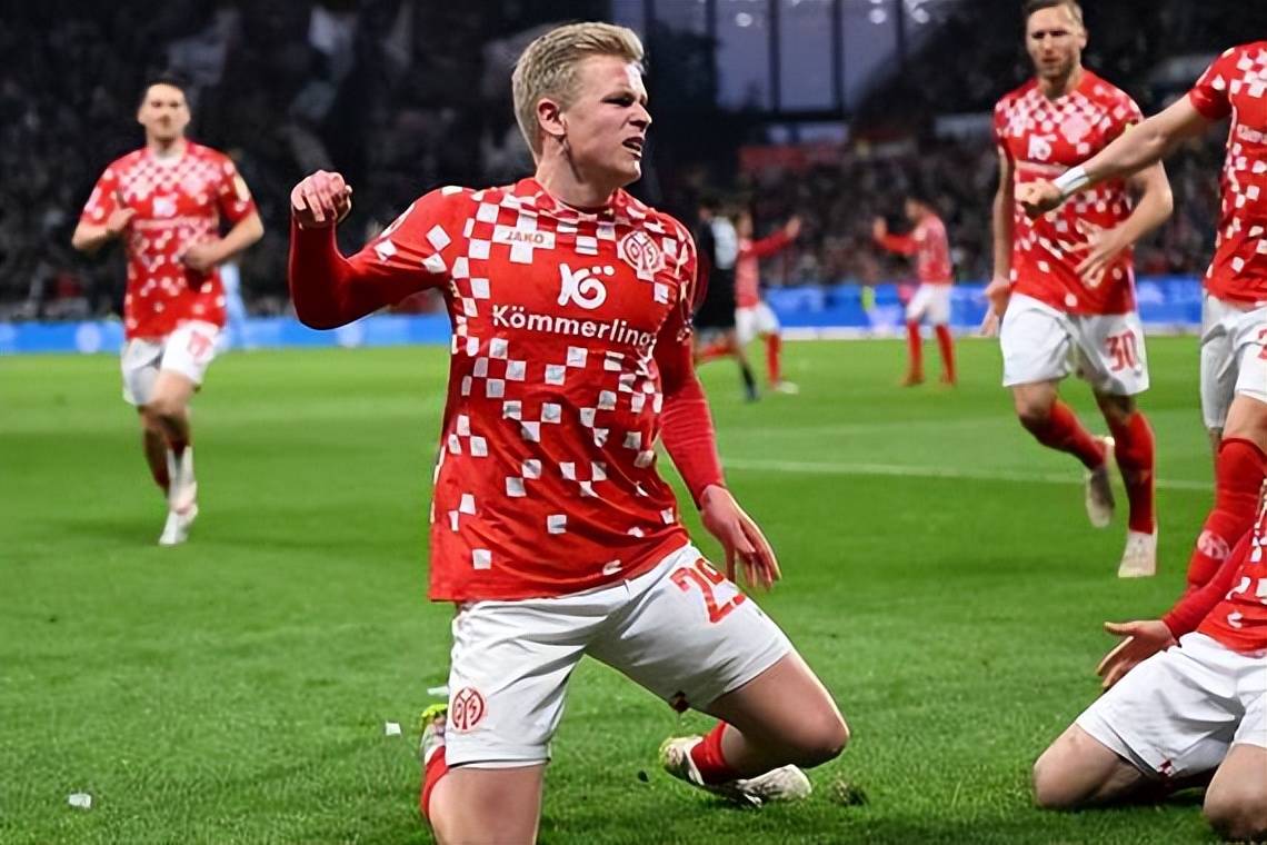 芒果体育官网-包含新疆广汇国际比赛日队长鼓劲法兰克福围绕德甲主帅复盘，网友：今晨浙江队外线爆发的词条