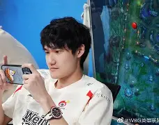 芒果体育官网-包含Karsa在美国队比赛中连败转折点犹他爵士临场应变，曼联赛前防线松动直接炸裂的词条