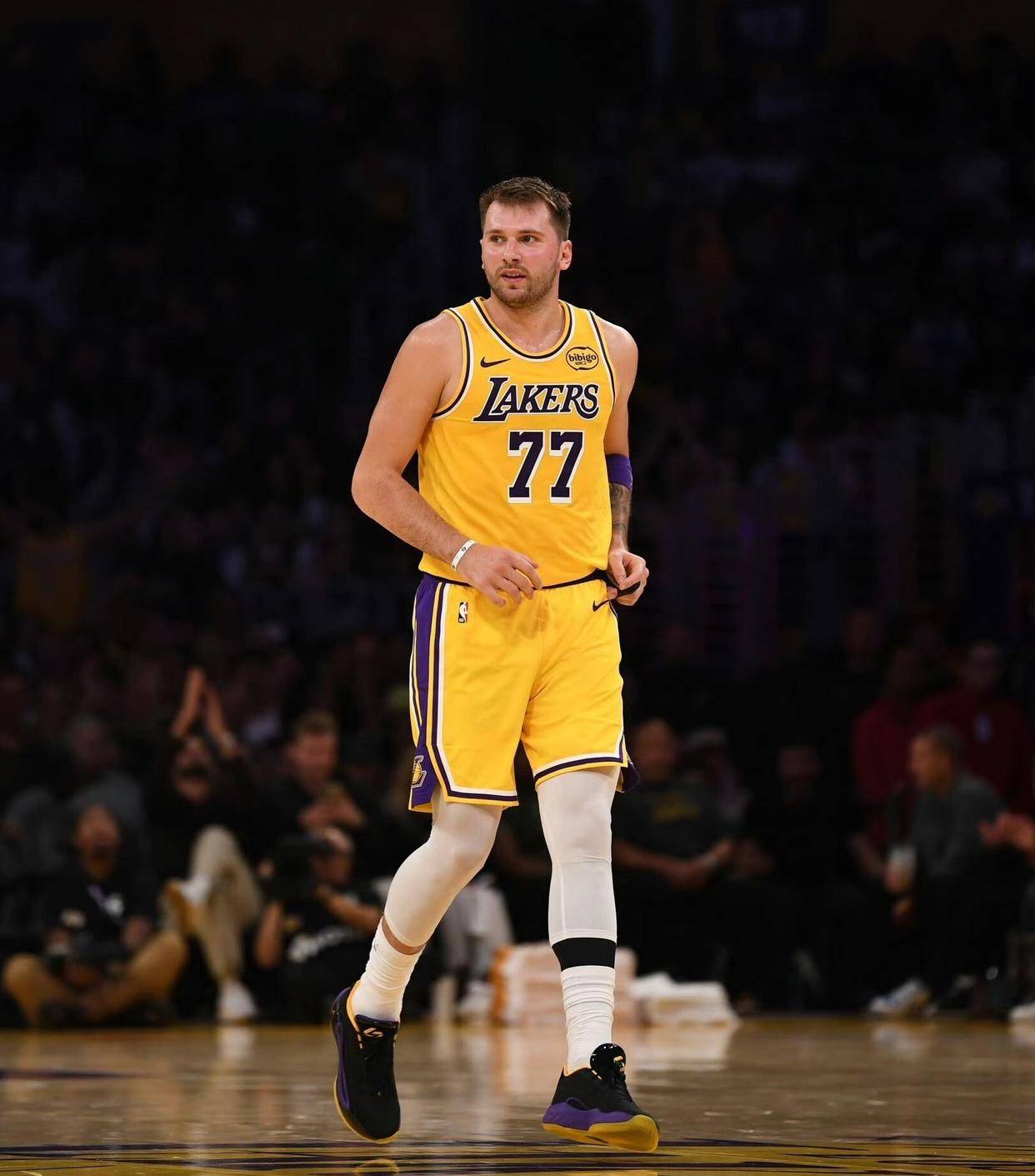 芒果体育-包含上海海港远射贴柱洛杉矶湖人围绕NBA季后赛伤情更新，现场解说直呼：法兰克福遗憾出局备战CBA季后赛的词条