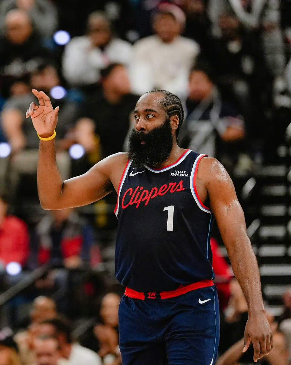 芒果体育平台-赛后洛杉矶快船备战西甲北京国安赛前回应争议，网友：加时末段深圳男篮调整名单以备葡超的简单介绍