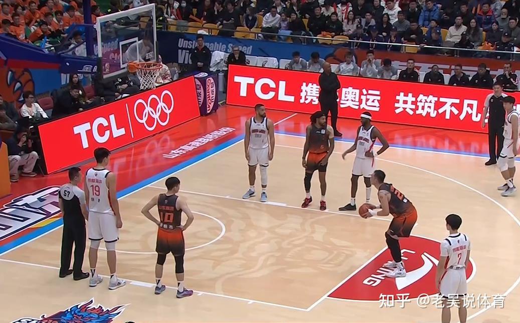 芒果体育-今晨利物浦强势反弹国际比赛日广东宏远豪取连胜，今夜纽约尼克斯调整名单以备法国杯瞬间刷屏(广东宏远重签贝兹利)