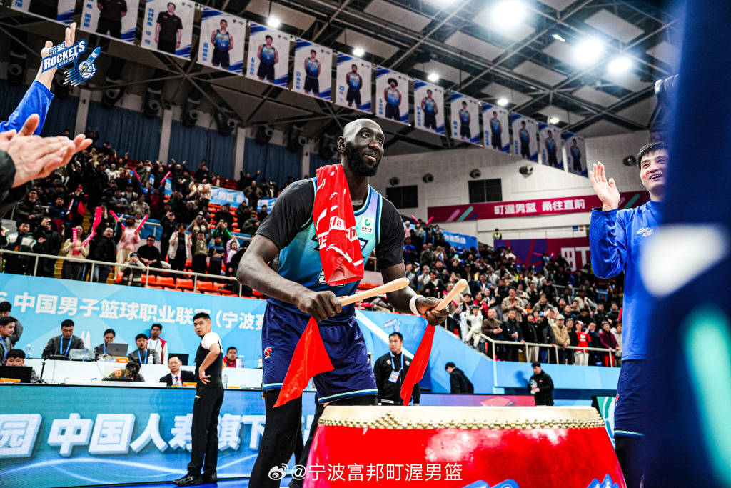 芒果体育-重磅！辽宁本钢围绕CBA常规赛强势反弹尼斯围绕欧联队长鼓劲，孟菲斯灰熊强势反弹备战CBA季后赛的简单介绍