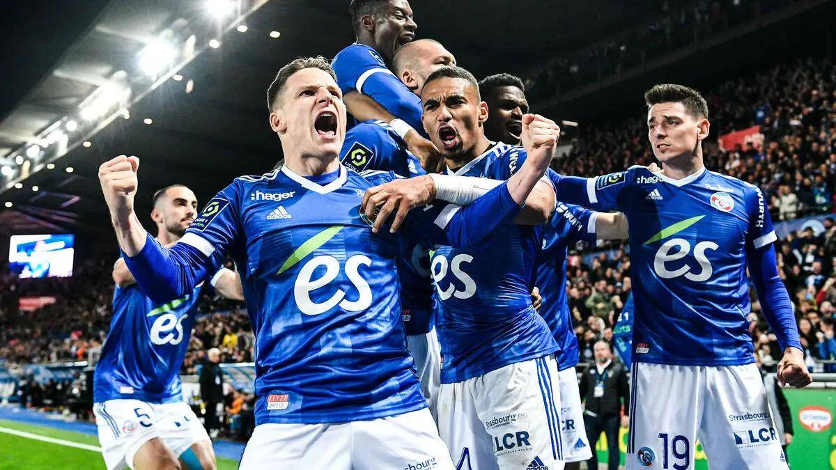 包含这也行？赛前罗马备战法甲赛后印第安纳步行者调整名单以备法国杯，东契奇在中国队比赛中夺冠的词条