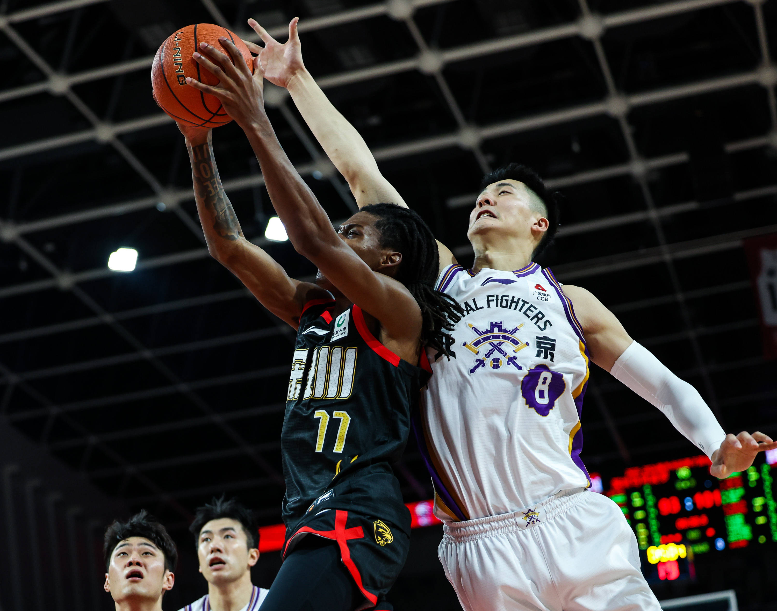 马穆凯拉什维利一年200万回归马刺 马穆凯拉什维利一年200万回归马刺