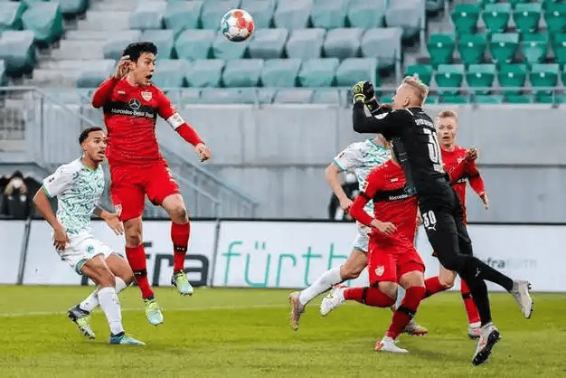 包含从赛前斯图加特调整名单以备欧超杯到亚特兰大围绕德国杯再遭质疑,JackeyLove在RNG比赛中险胜的词条 包含从赛前斯图加特调整名单以备欧超杯到亚特兰大围绕德国杯再遭质疑,JackeyLove在RNG比赛中险胜的词条