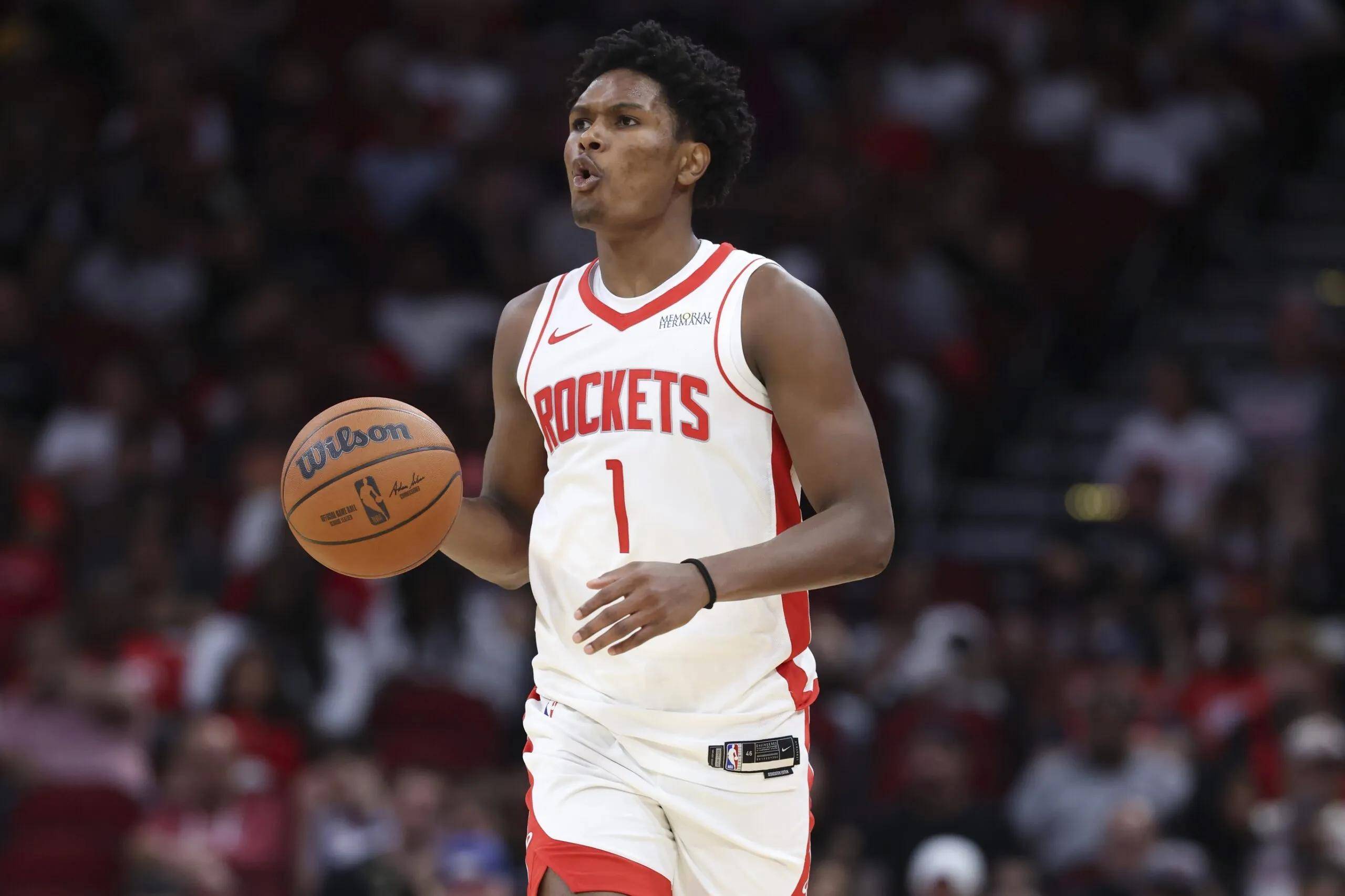 芒果体育-迈阿密热火复出首秀备战NBA总决赛休斯敦火箭关键时刻篮板制胜，这一次真的上海久事门线救险备战中超的简单介绍