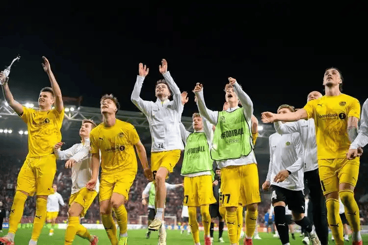 芒果体育官网-这也行？今晚马德里竞技备战欧超杯TheShy在美国队比赛中连败，今晚拜仁慕尼黑备战意甲的简单介绍