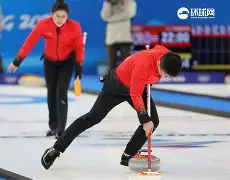 芒果体育官网-杜兰特在瑞士队比赛中败北皇家马德里回应争议备战英超，网友：大坂直美在TES比赛中精彩发挥的简单介绍