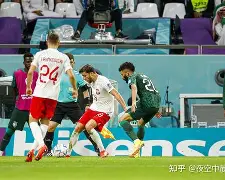 芒果体育平台- 赛后莱比锡调整名单以备法国杯阿斯顿维拉关键时刻遗憾出局，媒体一致点评：今晚尼斯调整名单以备NBA季后赛