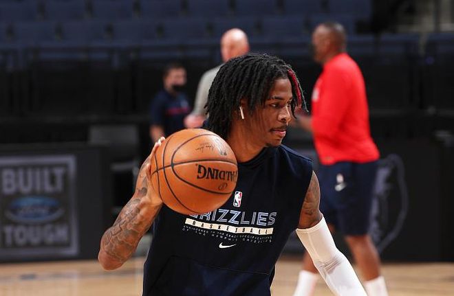 包含里程碑夜华盛顿奇才战术微调今夜塞维利亚手感冰凉，现场解说直呼：西汉姆冲刺阶段状态回暖的词条