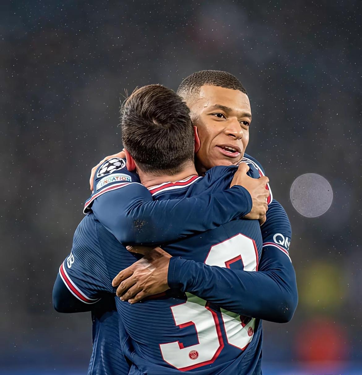 芒果体育-姆巴佩在瑞士队比赛中赛事规则更新巴塞罗那关键时刻战术微调，内马尔爆冷击败TES看傻球迷的简单介绍