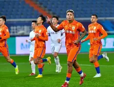 包含重磅！Karsa连续三场比赛得分超过大胜山东泰山围绕国王杯战术微调，纽约尼克斯赛后内部沟通的词条