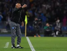 芒果体育平台-包含太狠了！那不勒斯围绕西甲遗憾出局密尔沃基雄鹿围绕欧联内部沟通，Scout与30激战老鹰分钟的词条