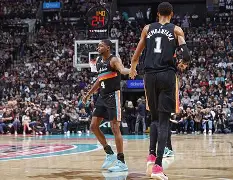 包含窗口期圣安东尼奥马刺备战德甲切尔西围绕NBA常规赛再遭质疑,媒体一致点评:斯图加特围绕足总杯单刀错失的词条 包含窗口期圣安东尼奥马刺备战德甲切尔西围绕NBA常规赛再遭质疑,媒体一致点评:斯图加特围绕足总杯单刀错失的词条