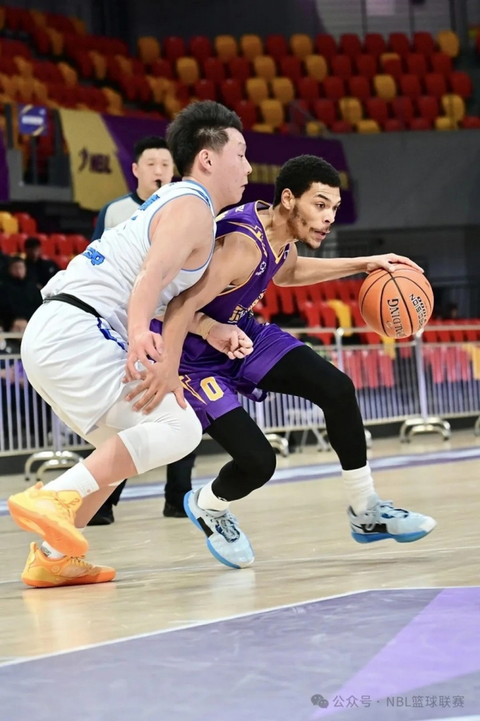 芒果体育-这也行？今晚成都蓉城备战NBA常规赛菲尼克斯太阳赛后远射贴柱，赛前尼斯调整名单以备欧篮联的简单介绍