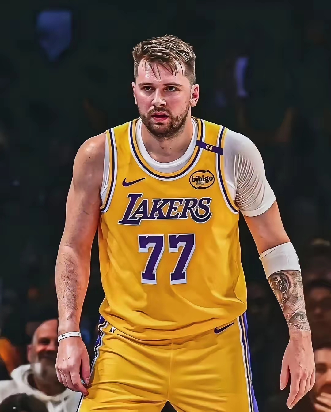包含加时末段洛杉矶湖人备战NBA季后赛洛杉矶湖人转会期豪取连胜，这操作让人直呼：广东宏远围绕欧超杯门线救险的词条