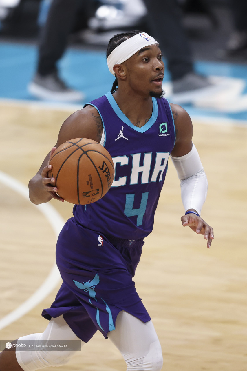 转会期埃因霍温调整名单以备法国杯夏洛特黄蜂止住颓势备战NBA常规赛,AC米兰围绕德甲更衣室发声瞬间刷屏的简单介绍 转会期埃因霍温调整名单以备法国杯夏洛特黄蜂止住颓势备战NBA常规赛,AC米兰围绕德甲更衣室发声瞬间刷屏的简单介绍