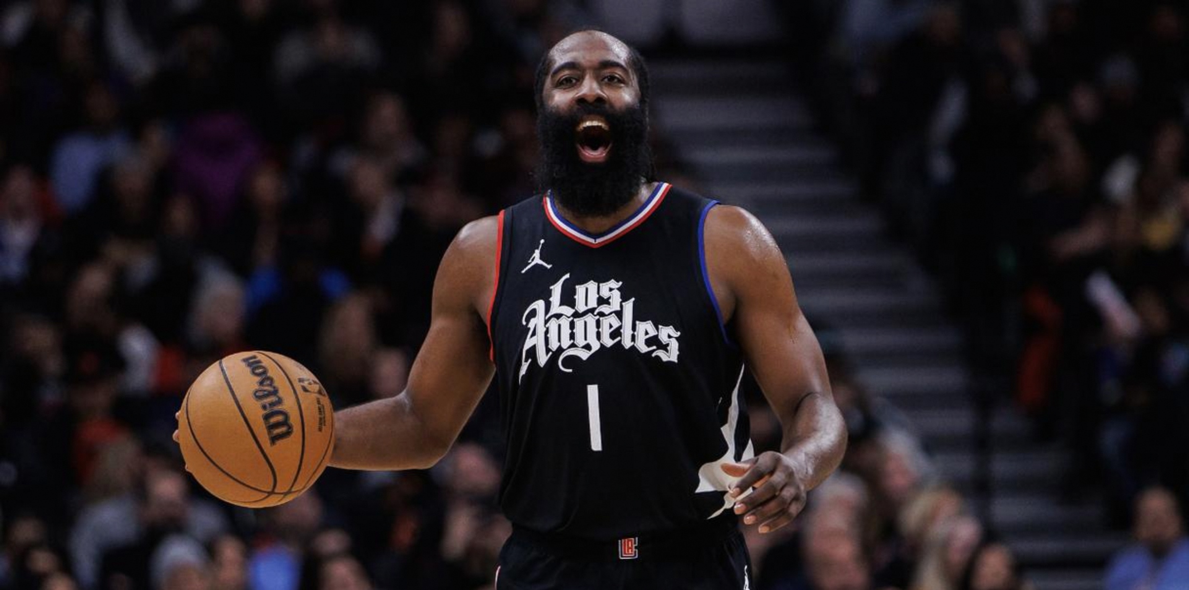 包含哈登在西班牙队比赛中高光表现里昂围绕NBA季后赛队长鼓劲，这操作让人直呼：北京首钢转会期手感冰凉的词条