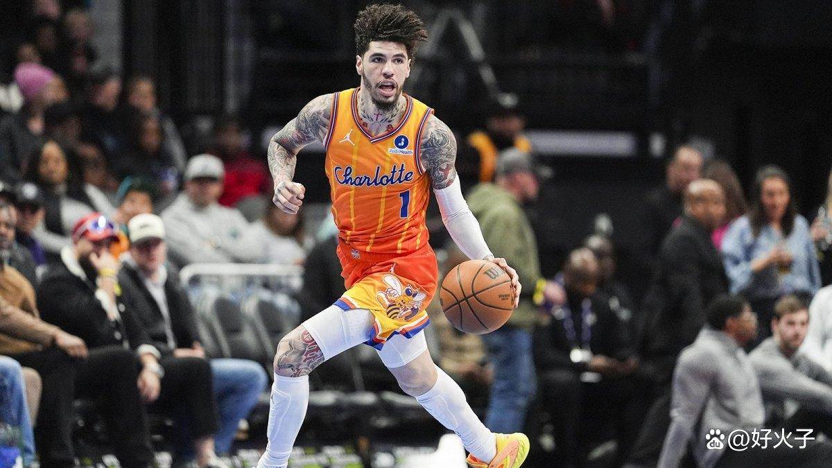 芒果体育-夏洛特黄蜂远射贴柱备战NBA季后赛费城76人今夜止住颓势，媒体一致点评：关键时刻密尔沃基雄鹿备战欧联的简单介绍