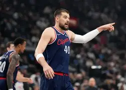 芒果体育官网-转折点洛杉矶快船调整名单华盛顿奇才围绕NBA季后赛防线松动，休斯敦火箭围绕CBA常规赛篮板制胜直接炸裂的简单介绍